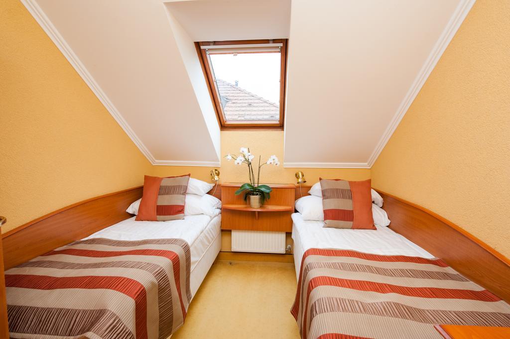Hotel Spa Hévíz Δωμάτιο φωτογραφία
