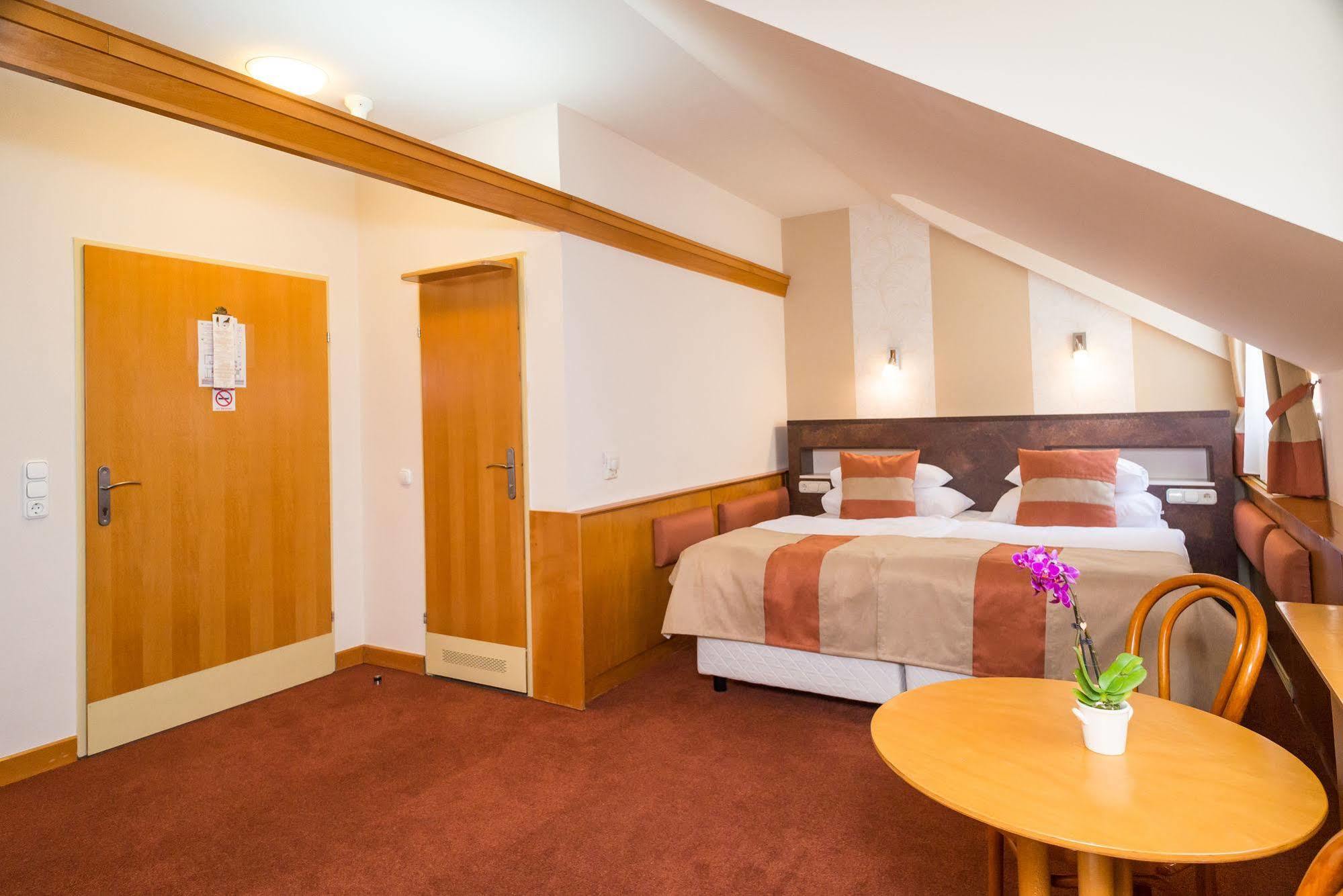 Hotel Spa Hévíz Εξωτερικό φωτογραφία