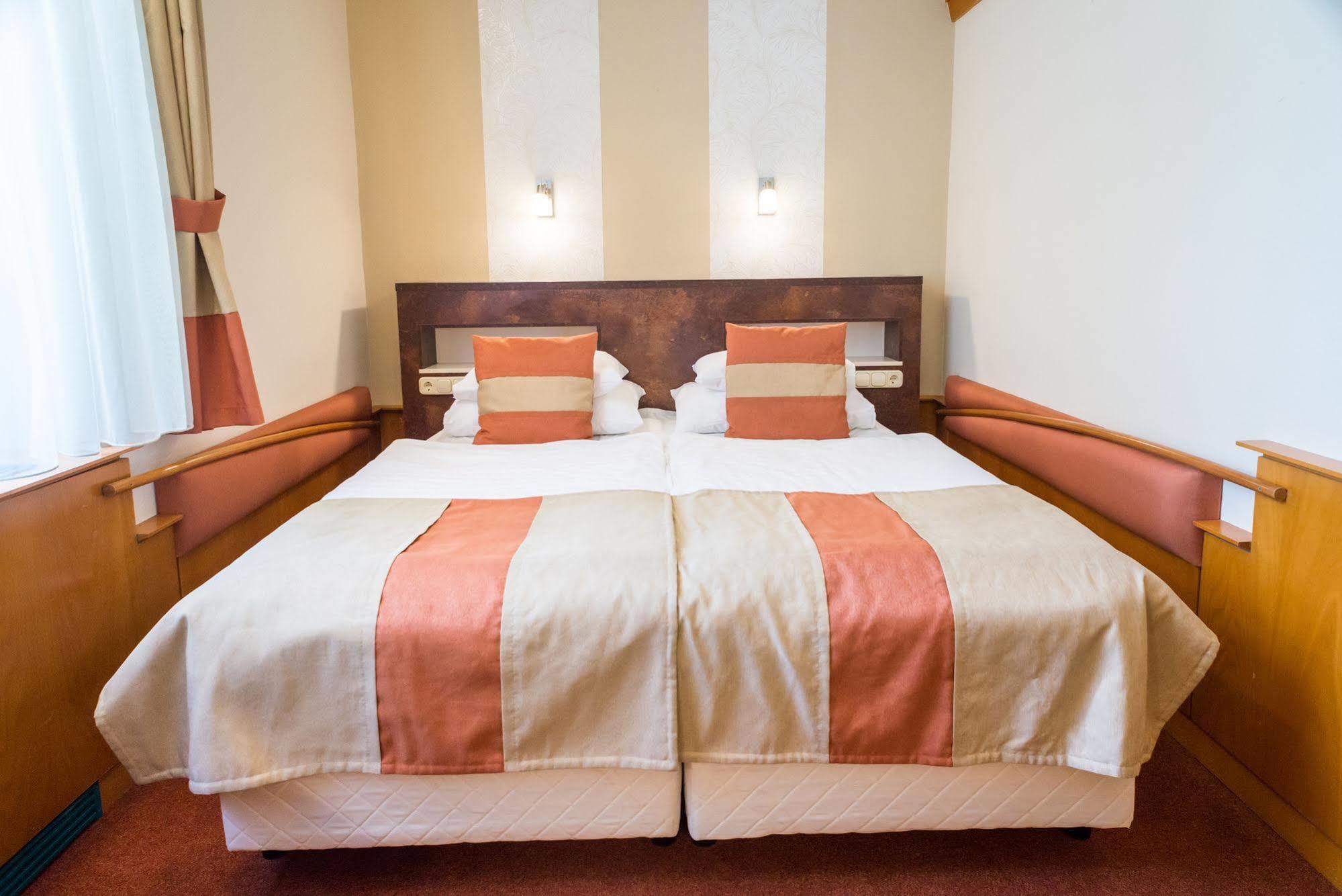 Hotel Spa Hévíz Εξωτερικό φωτογραφία