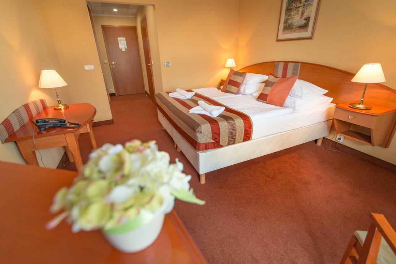 Hotel Spa Hévíz Εξωτερικό φωτογραφία
